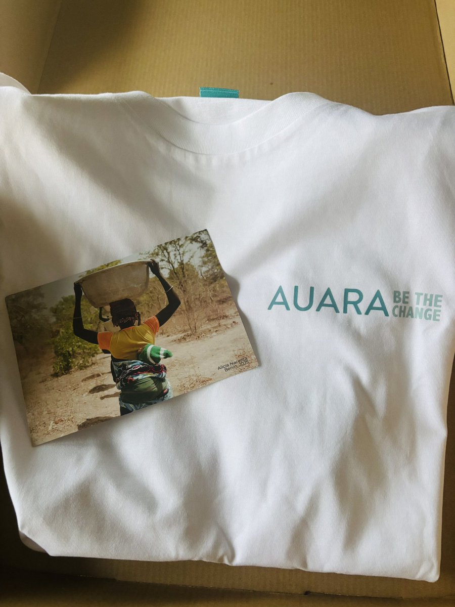 Ahhh ya me llegó mi camiseta!! <a href="/AUARA_H2O/">AUARA_H2O</a>  <a href="/SebastianYatra/">Sebastian Yatra</a> 

Apoya como puedas…con poco se hace mucho 🫶💦 
👇👇👇 

auara.org/pages/sebastia…
