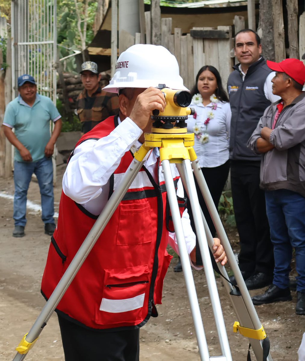 vmpuebla's tweet image. Metrópoli| Inicia #Xiutetelco obra de #pavimentación con #concreto hidráulico en San #Francisco”

#BaltazarNarciso
#Xiutetelco

#VisiónMetrópoli 

Síguenos 👇 
visionmetropoli.com 

visionmetropoli.com/inicia-xiutete…