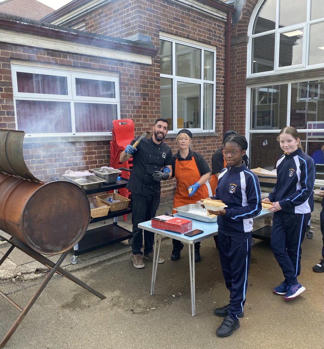 Meanwhile in school, Year 12 and Year 7 had a wonderful induction day with a fabulous BBQ at lunchtime! Thanks to our Head Chef, the Marvellous Mario and his team for a scrumptious feast!