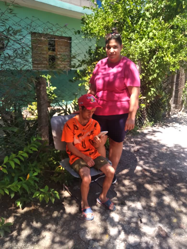 onildart's tweet photo. #LosNiñosSonLaEsperanza Continúan los servicios priorizados en #JovenClubJiguaní hasta el hogar de Luís Rubén Mesa llega las tecnologías.
#ciberseguridad
#Jiguani https://t.co/Ap6pudNHhI