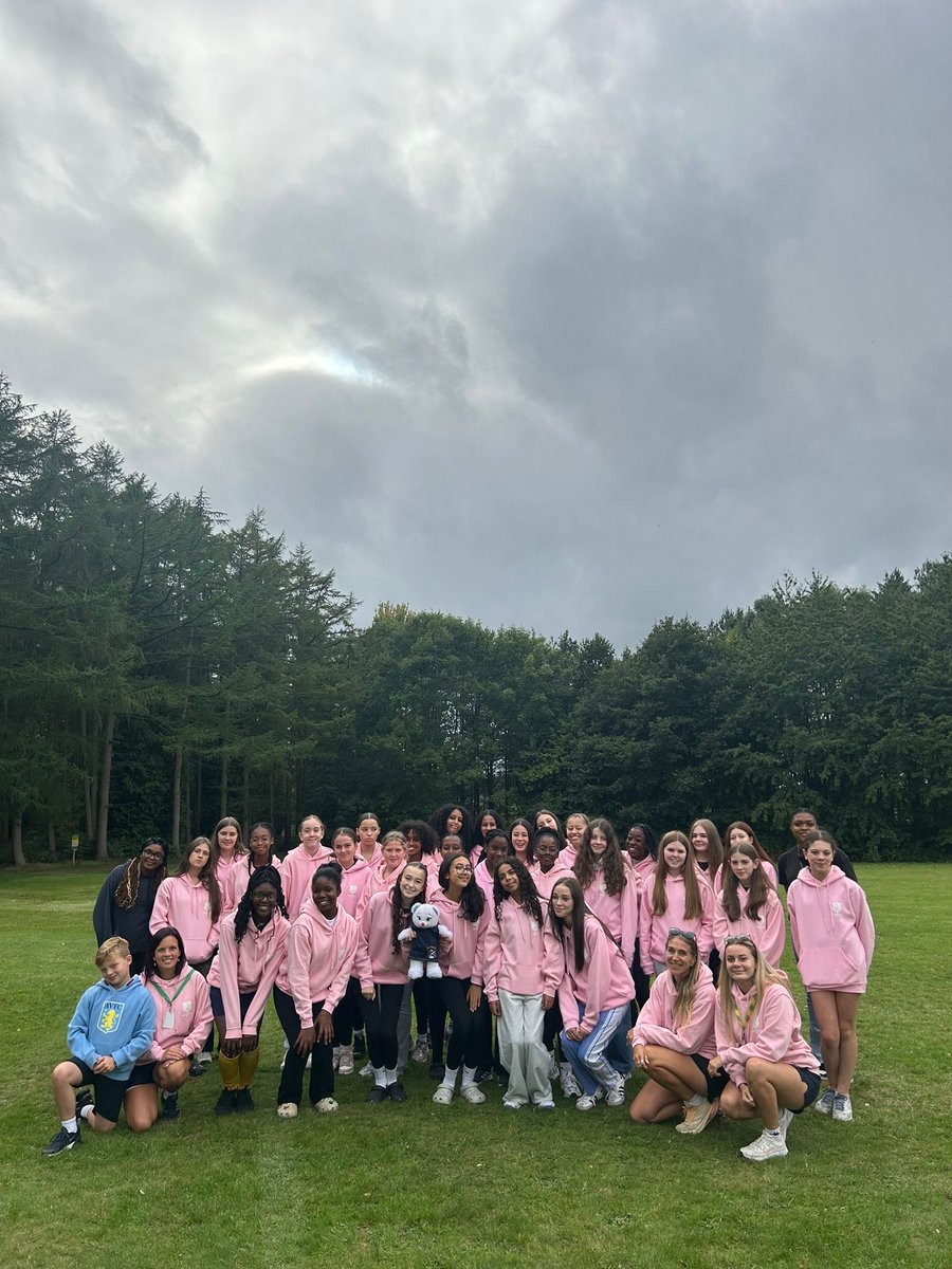 Our highly accomplished and greatly talented SPG netball teams have arrived at PGL! We wish our “pink ladies” every success over the weekend! Go SPG!!!!!