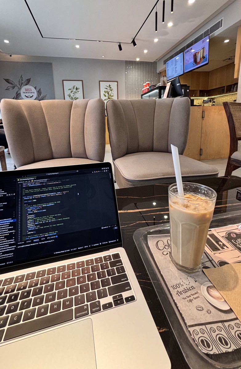 _NitindeepSingh's tweet image. ☕💻
Code, caffeine, and calm vibes — the perfect dev environment.
#coding #developerlife #CoffeeAndCode