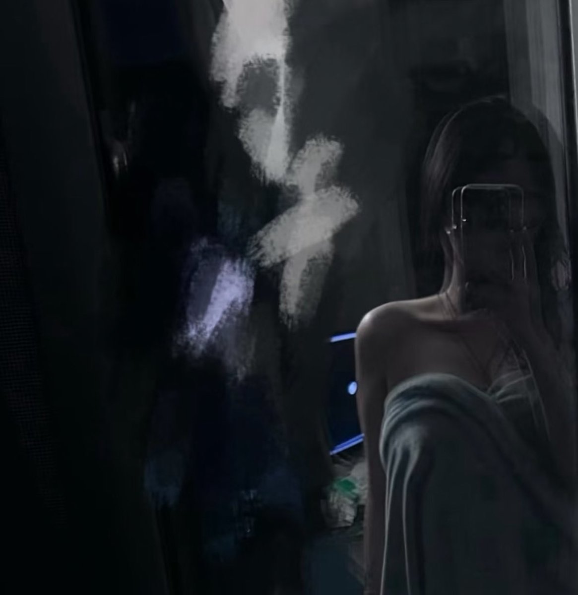 03年女大在三亚天涯实习，有本地可以交朋友一起玩的吗？