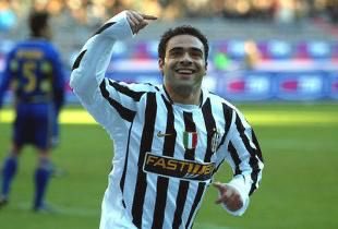 juvenewslive's tweet photo. Miccoli Jr and Amauri Jr are now playing at Palermo. How time flies https://t.co/UBI0eIMEkT