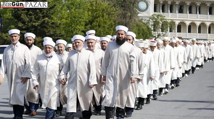 Tarikatlar ve cemaatler kapatılsın diyen kaç kişiyiz?