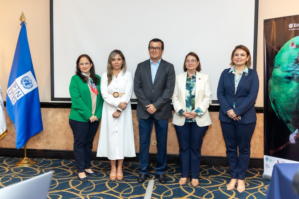 🇸🇻 marca un hito al activar una ruta financiera para la conservación de la #biodiversidad impulsando soluciones innovadoras, promoviendo el desarrollo sostenible y la movilización de financiamiento, a través del Proyecto BIOFIN, una alianza estratégica entre <a href="/pnud/">ONU Desarrollo</a> y <a href="/theGEF/">Global Environment Facility (GEF)</a>