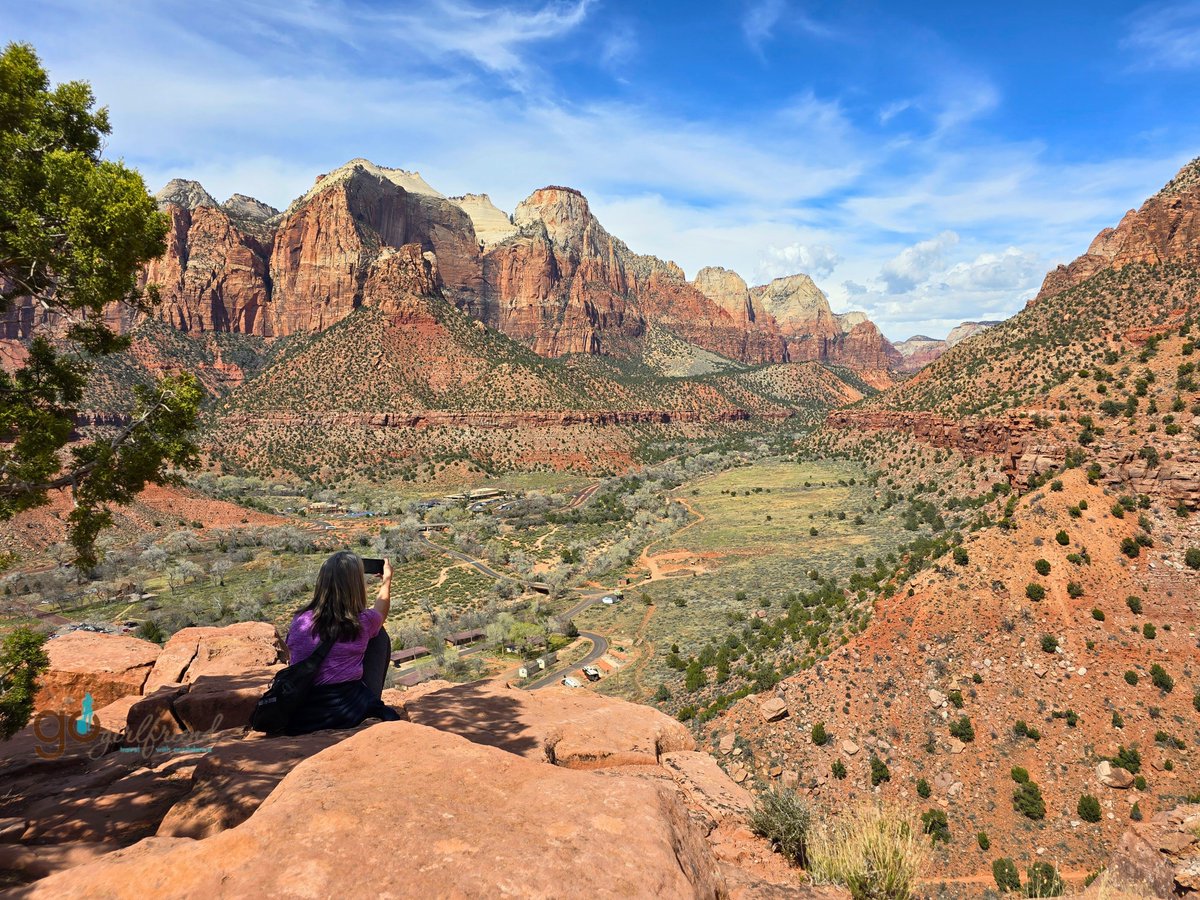 A new place to explore - so much to see and you don't want to miss the highlights! Tomorrow's itinerary to explore Zion National Park (over 3 days) was one of our favorite multi-day hiking adventures. See how we sorted the zones and hit the trails!