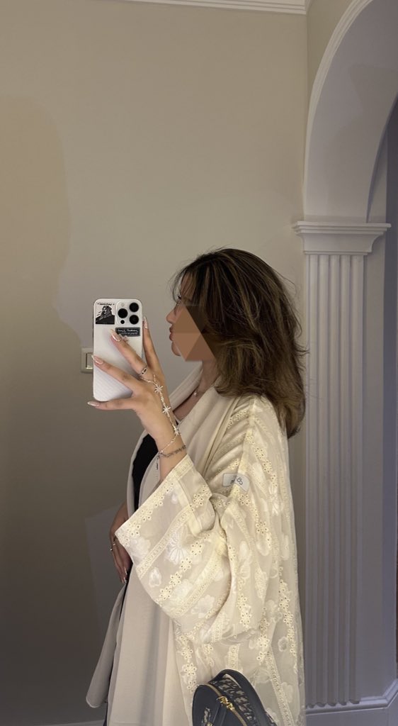 Quitlli's tweet image. 