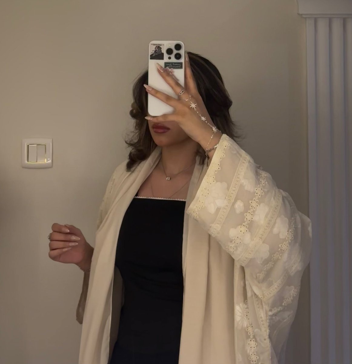 Quitlli's tweet image. 