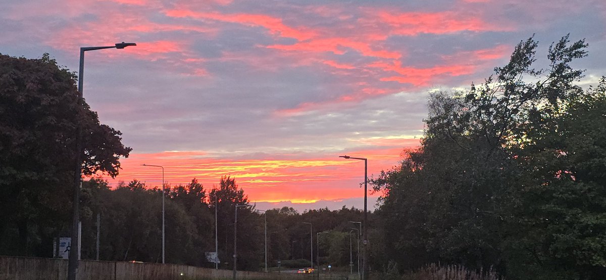 Highlight of being a bus driver . Absolute stunning scenery this evening