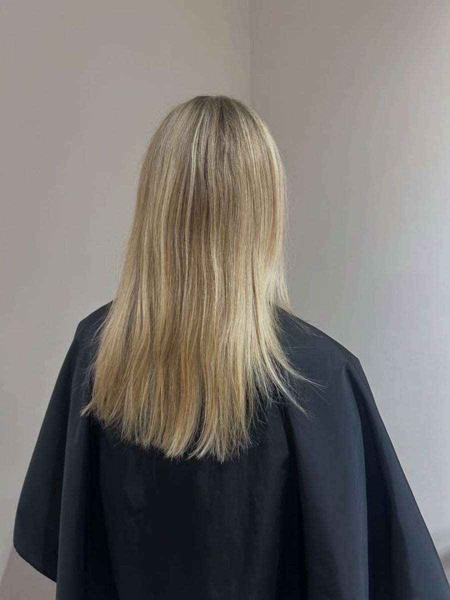 FlyingHorseWalk's tweet image. instagram.com/hausofhairbysa…
@starshooter.hair ✨ Love a good extension transformation! ✨
Creating that thicker, fuller look is everything — it not only enhances the hair but also boosts confidence. 💕
#hairextensionist #nanoextensions #hairgoals #hairstylist