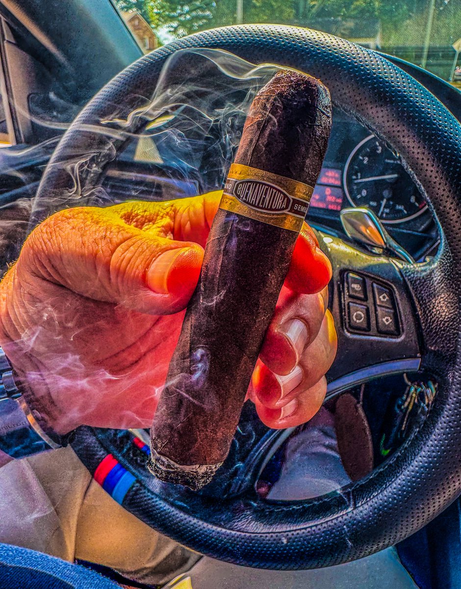 Vacation has begun…firing up a <a href="/CurivariCigars/">Curivari Cigars</a> #Buenaventura #Pralines for the ride home.  Cool little 4 7/8 x 60 torpedo.  Great smoke. #CigarsOnX