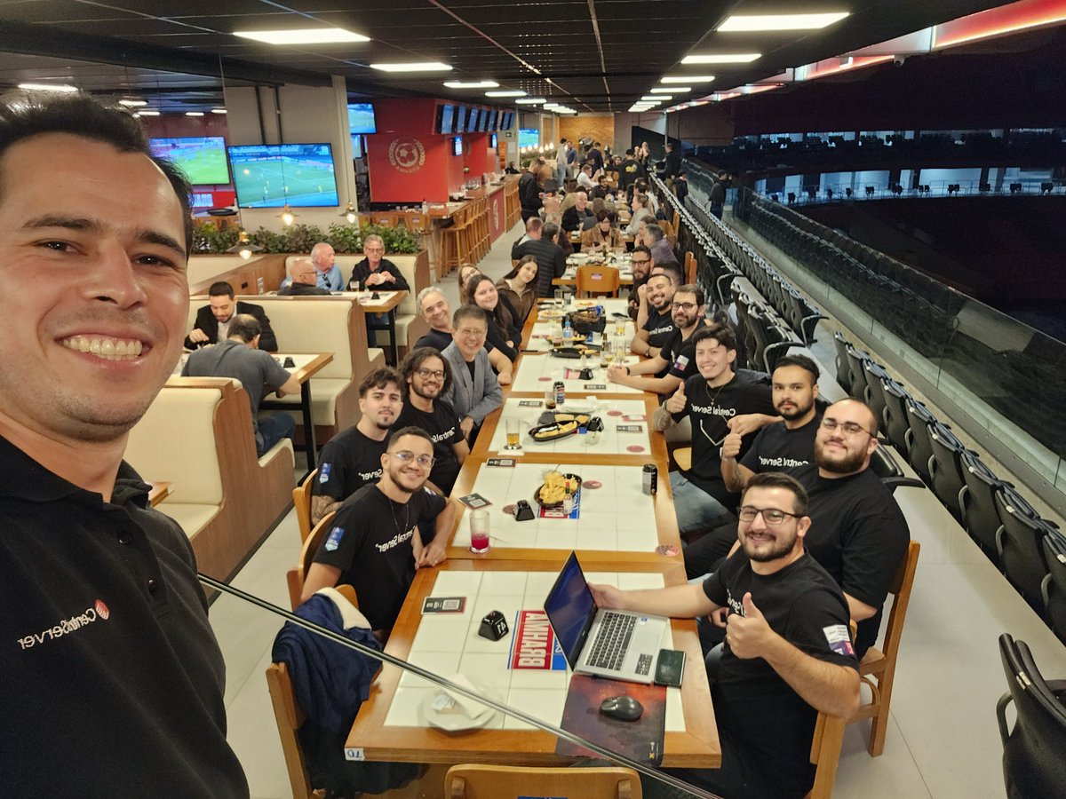 centralserver's tweet image. ❤️ Equipe Central Server: juntos além do trabalho!

Mais uma confraternização especial desse time incrível! Porque, aqui na Central Server, acreditamos que grandes conquistas só acontecem quando pessoas extraordinárias trabalham (e celebram!) juntas!

#OrgulhoDeSerCentralServer
