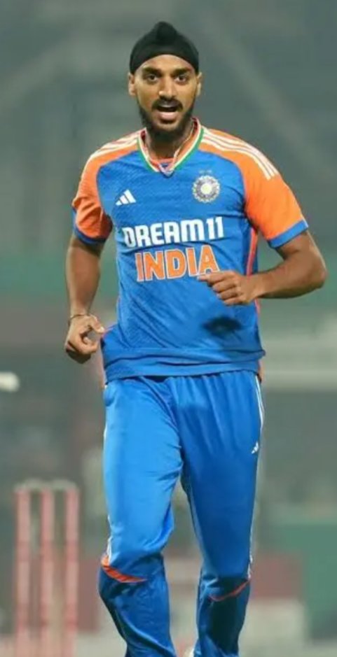 100 t20i wkts , what a feat by <a href="/arshdeepsinghh/">Arshdeep Singh</a> #AsiaCupT20 #IndvsOmn