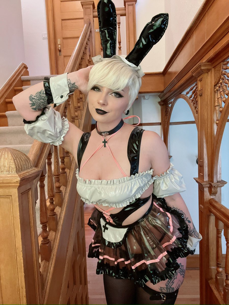 If I was your maid, would you let me wear this around the house?