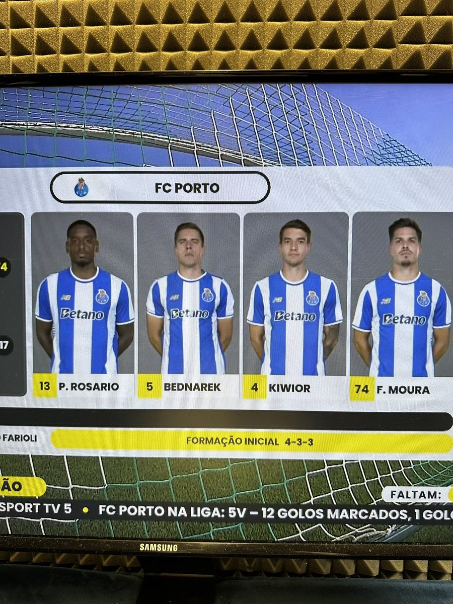 Marcin Gazda (@marcin_gazda) on Twitter photo Rio Ave - Porto. Bednarek, Kiwior, Miszta na boisku. Eleven Sports 2. Zapraszamy z <a href="/SzpruchEryk/">Eryk Szpruch</a> na 21:15. Meldujcie się pod #Portugol 🇵🇱🇵🇱🇵🇱 Rio Ave - Porto. Bednarek, Kiwior, Miszta na boisku. Eleven Sports 2. Zapraszamy z <a href="/SzpruchEryk/">Eryk Szpruch</a> na 21:15. Meldujcie się pod #Portugol 🇵🇱🇵🇱🇵🇱