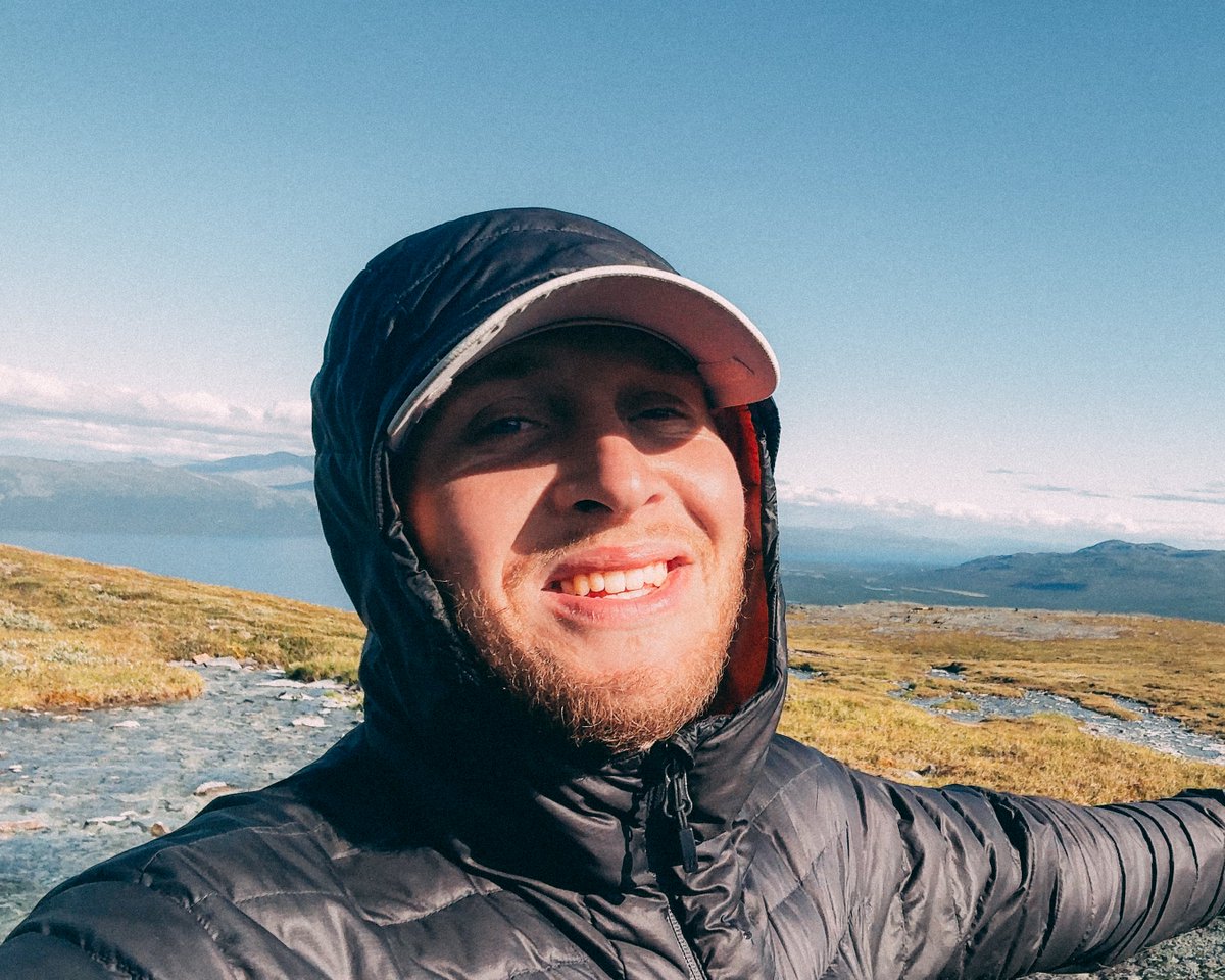 Realliambrown's tweet photo. The aftermath of 9 days in the arctic circle, I guess dreams do come true 🇸🇪 #adventure https://t.co/0atcMtzc0i