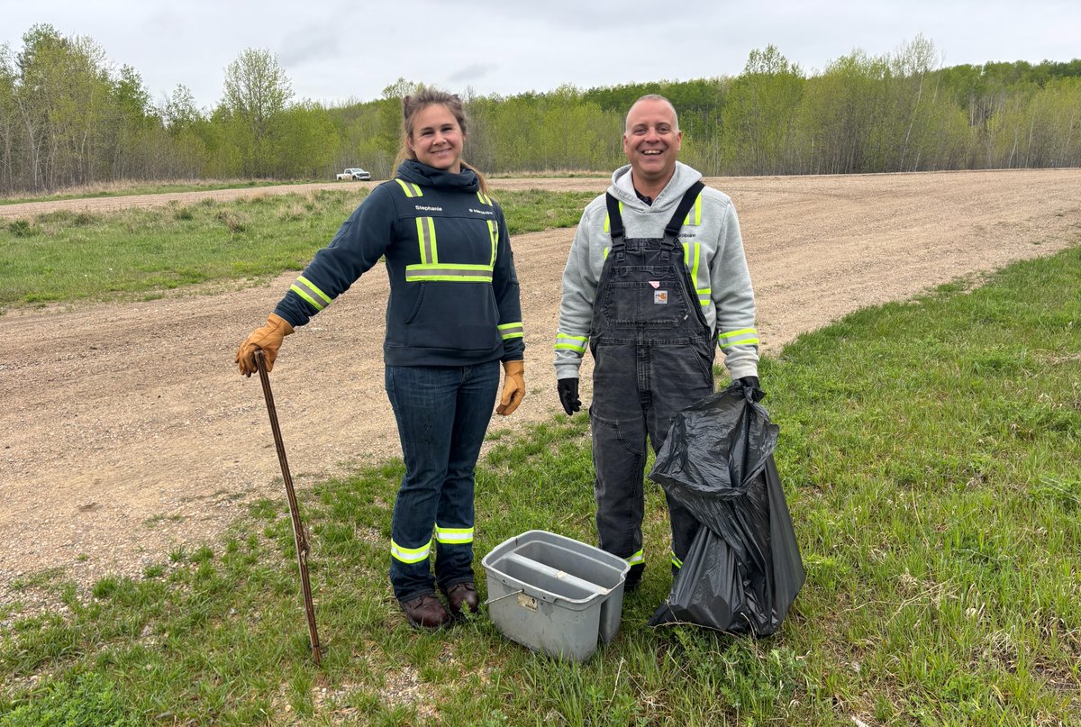 inter_pipeline's tweet image. Did you know? Celebrated annually on September 20 is World Clean Up Day, a global movement aimed at raising awareness and inspiring action for a cleaner, more sustainable planet.
Inter Pipeline is proud to support Clean4Change, a community clean-up initiative launched by…