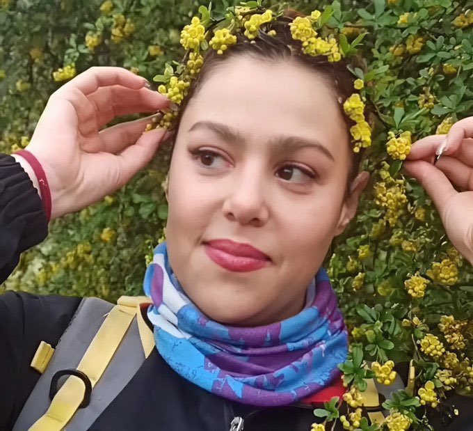 She raised her camera to expose the brutality of security forces during uprising in Iran and shouted ‘Don’t be afraid, we are together’ But she was shot dead by the regime. The bullet silenced her, but not her courage. 
Say her name:
#GhazalehChalabi