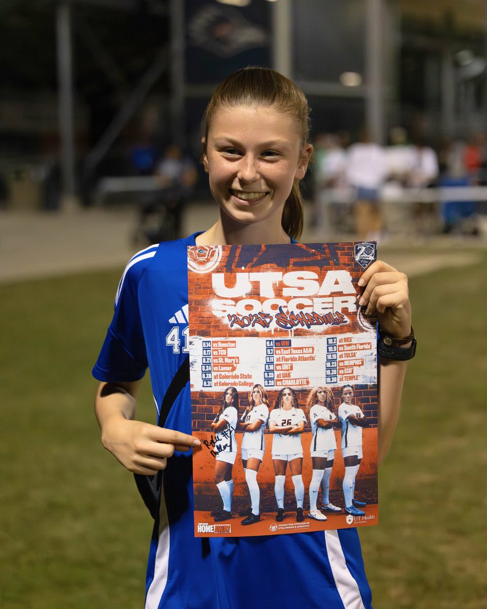 ClassicsEliteSA's tweet image. 📸 What an incredible night at UTSA Women's Soccer! Huge thanks to the Roadrunners for hosting us for Club Night and delivering an amazing win! 🏆
So proud of our CE family for showing up in full force to support our local team. 🔥
#theCEway #ClubNight #UTSA #RoadrunnerNation
