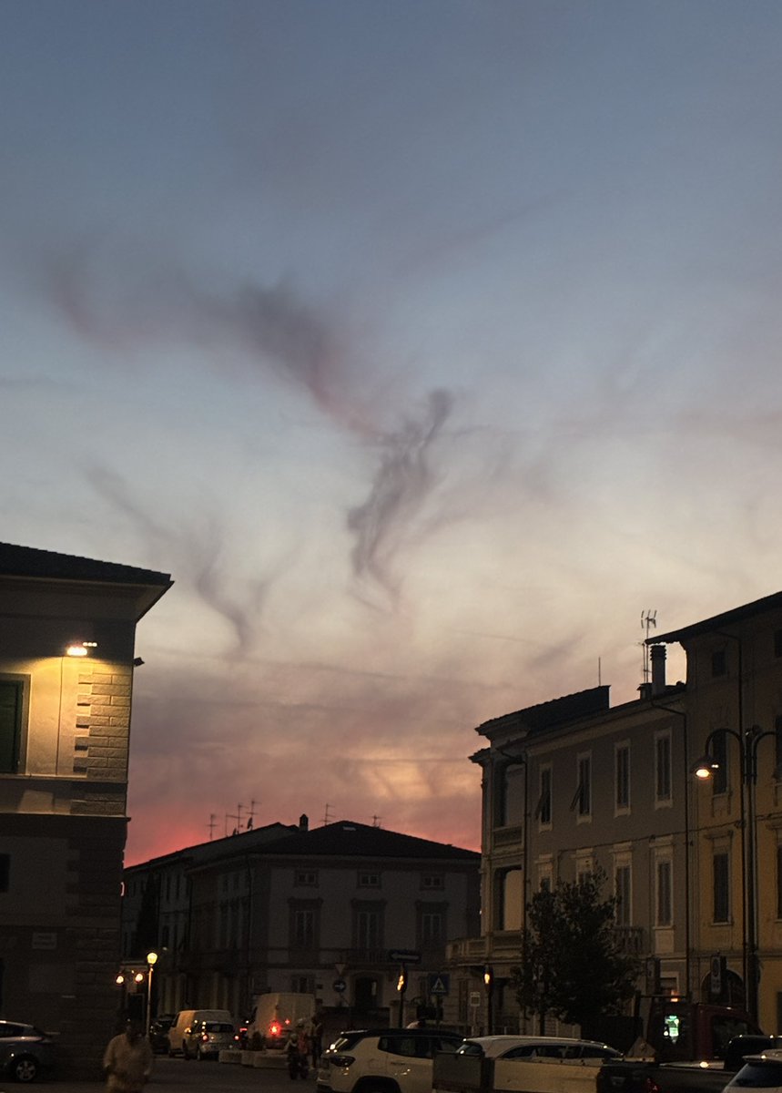 CryptosyArt (@cryptosyart) on Twitter photo 😱I just saw a cloud that looks like a Dementor.
I have a feeling Harry Potter is nearby, am I wrong?
I think it's time to cast an Expecto Patronum!
#HarryPotter #Clouds #Magic 😱I just saw a cloud that looks like a Dementor.
I have a feeling Harry Potter is nearby, am I wrong?
I think it's time to cast an Expecto Patronum!
#HarryPotter #Clouds #Magic