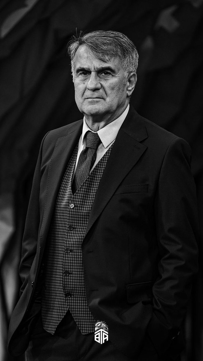 Doğru 11 le çıkar göttepenin eline verir maçtan sonra röportajdada 2 tane anlamlı söz söyler bizi mest ederdi.