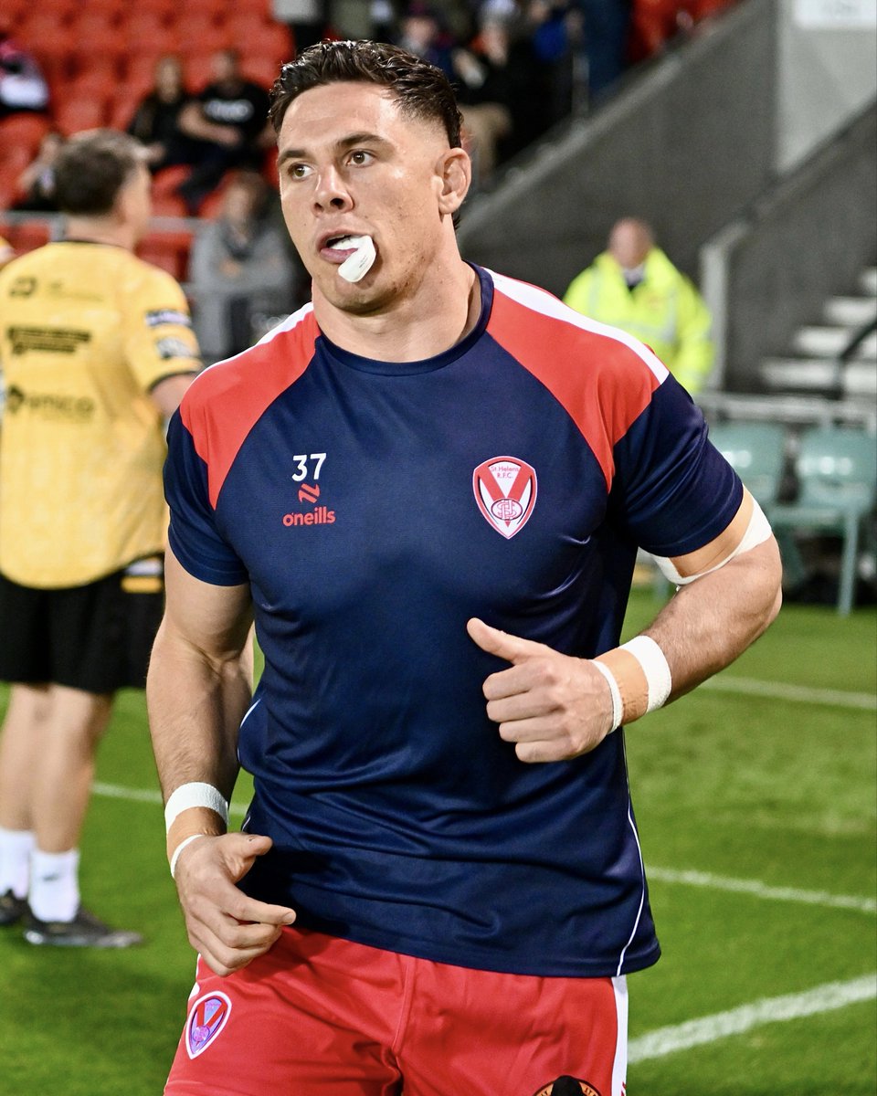 Shane Wright is about to become the 1,300th man to play for St.Helens R.F.C.

#COYS | <a href="/plattyphoto/">Bernard Platt</a>