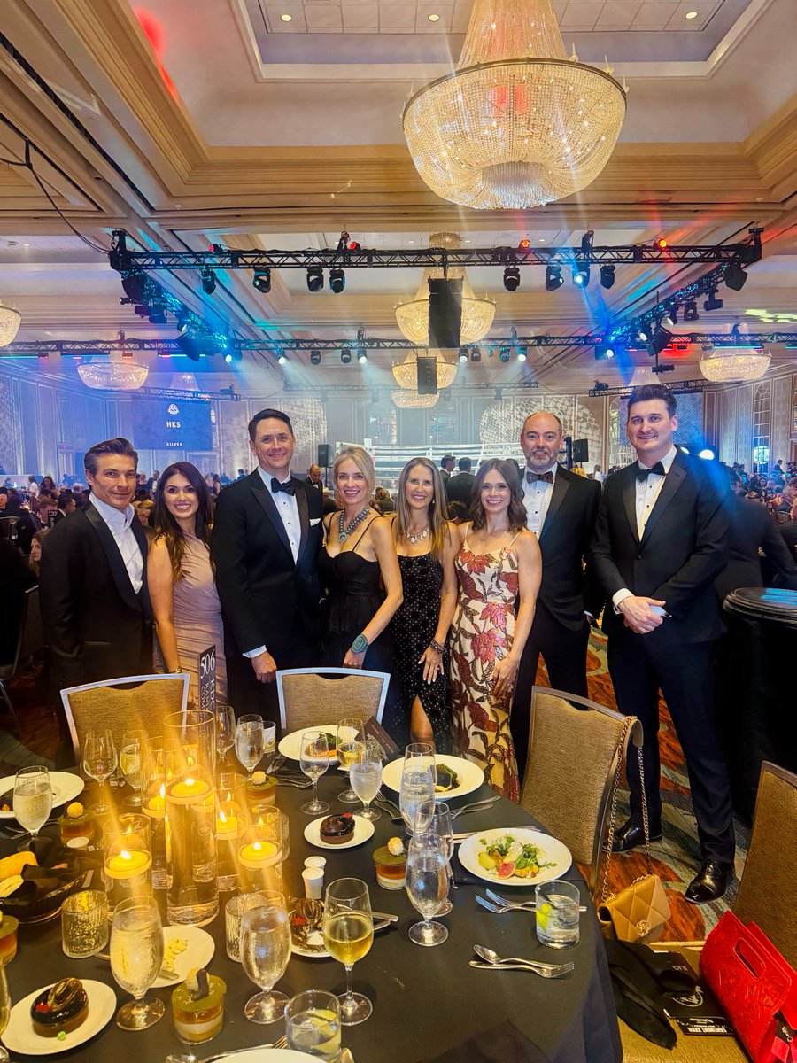 KDC_Development's tweet image. We broke out our boots and black tie for #FightNightXXXVI. An exciting evening with great company and support for @TRECDallas and their work to build stronger communities across Dallas-Fort Worth.
#FightNight2025 #TREC