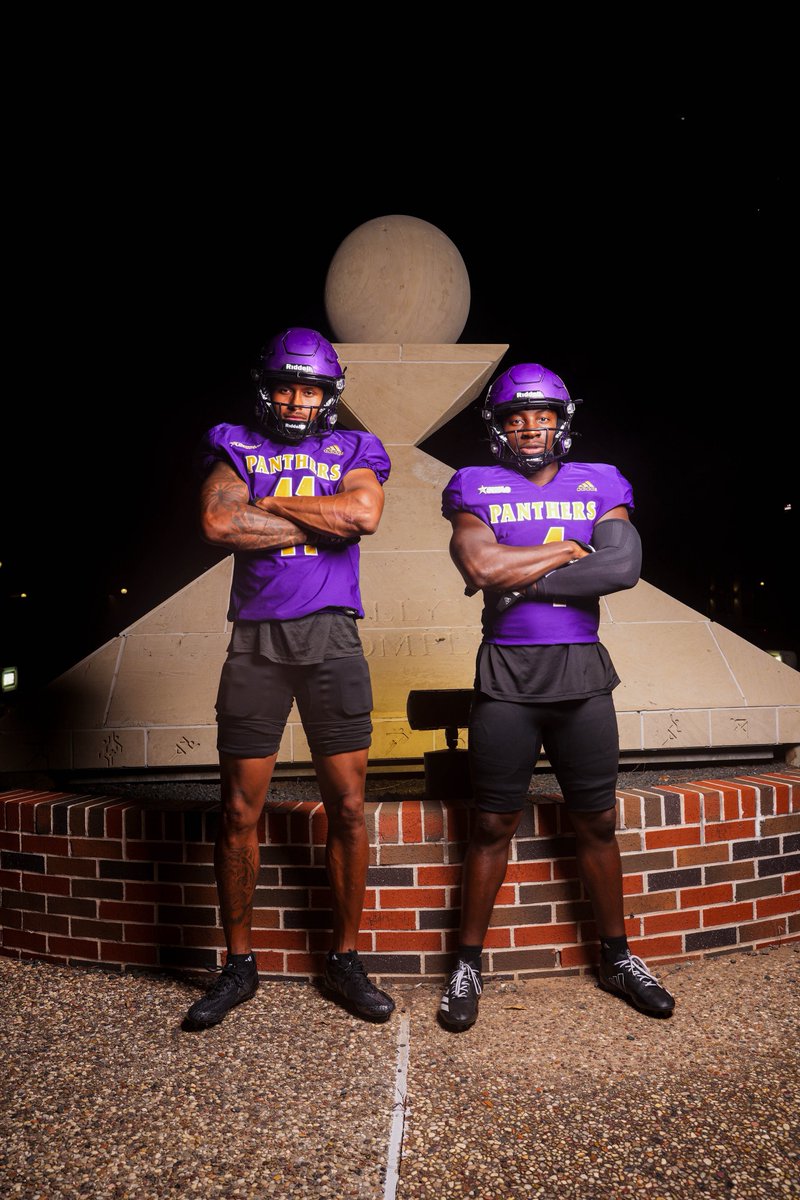 Prairie View A&M Football (@pvamufb_) on Twitter photo Dark Nights on the Hill.
Panther Threads vs Northwestern State.
🟣Helmet
🟣Jersey
⚫️Pants
⚫️Cleats
#DOG | #WTW | #PVAMUFootball Dark Nights on the Hill.
Panther Threads vs Northwestern State.
🟣Helmet
🟣Jersey
⚫️Pants
⚫️Cleats
#DOG | #WTW | #PVAMUFootball