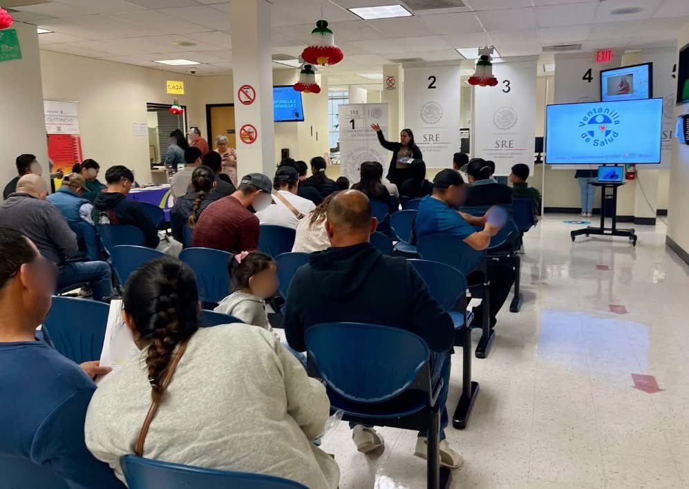 💙La salud es el primer paso para el bienestar de nuestras familias. En colaboración con nuestra #VDS, Clackamas Women’s Services compartió recursos vitales para fortalecer a la comunidad. Recuerda que la Ventanilla de Salud está para ti, brindando información y apoyo todo el año