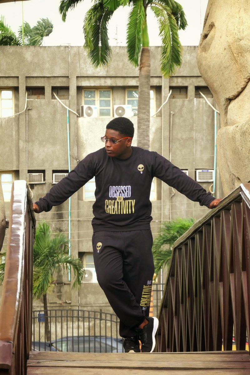 TheCreativeVic's tweet image. in other news...
it's really amazing how much can change within a few months.
happy birthday, @TheCreativeVic
GOD has been faithful, and He has used web3 as a medium for several blessings this past year.
a new chapter begins now.
let's do more.