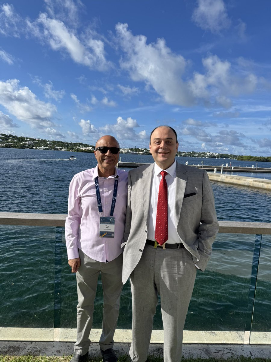 pgholam's tweet image. Day 3 of @DAVAOnc GI malignancies summit is in the books. Had to snap a pic with the maestro @vinaykjain17 who makes this and many other great events happen in the oncology space!
#livertwitter