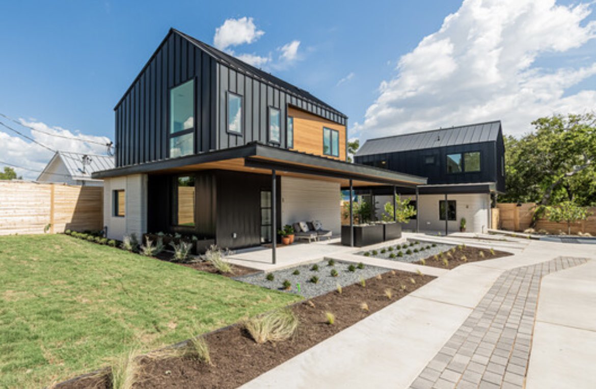 BrisaMartG's tweet photo. ICON construye casas impresas en 3D para enfrentar la crisis de vivienda estadounidense.

Más información: https://t.co/rcKL4rMo9C

#MAPGIC @vyepesp @CaminosUPV https://t.co/tIm030YE5g