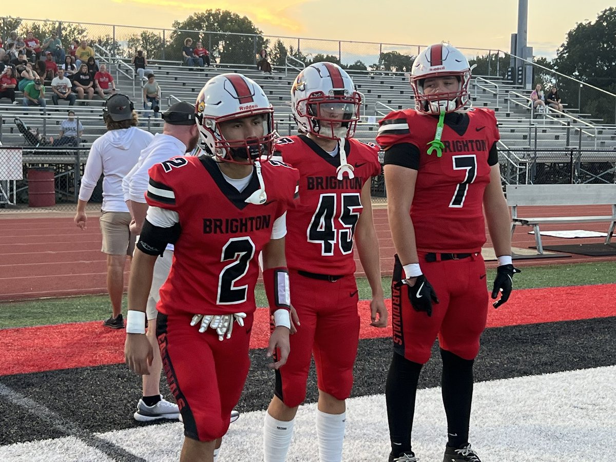 Captains for tonight’s game vs <a href="/MemCentral_Fb/">MemphisCentralFb</a> are Eli Salazar, Dylan McCulley, and Brett Cothran.