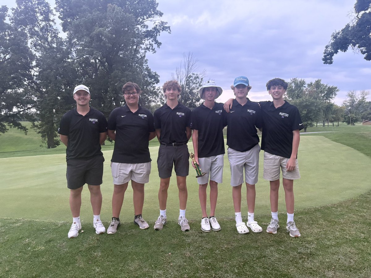 MantenoTeam's tweet photo. Boys competed in the Grant Park Invite getting 5th out of 12 teams with a 374. Led by Landon Bukowski’s 87, Ty Carlile’s 89, Nate Kisala’s 92, and Carson Russert’s 106. 
Landon placed 9th overall. 

Boys and Girls have the ICE conference tournament Monday, let’s keep it up. https://t.co/Xw5V5qAOx6