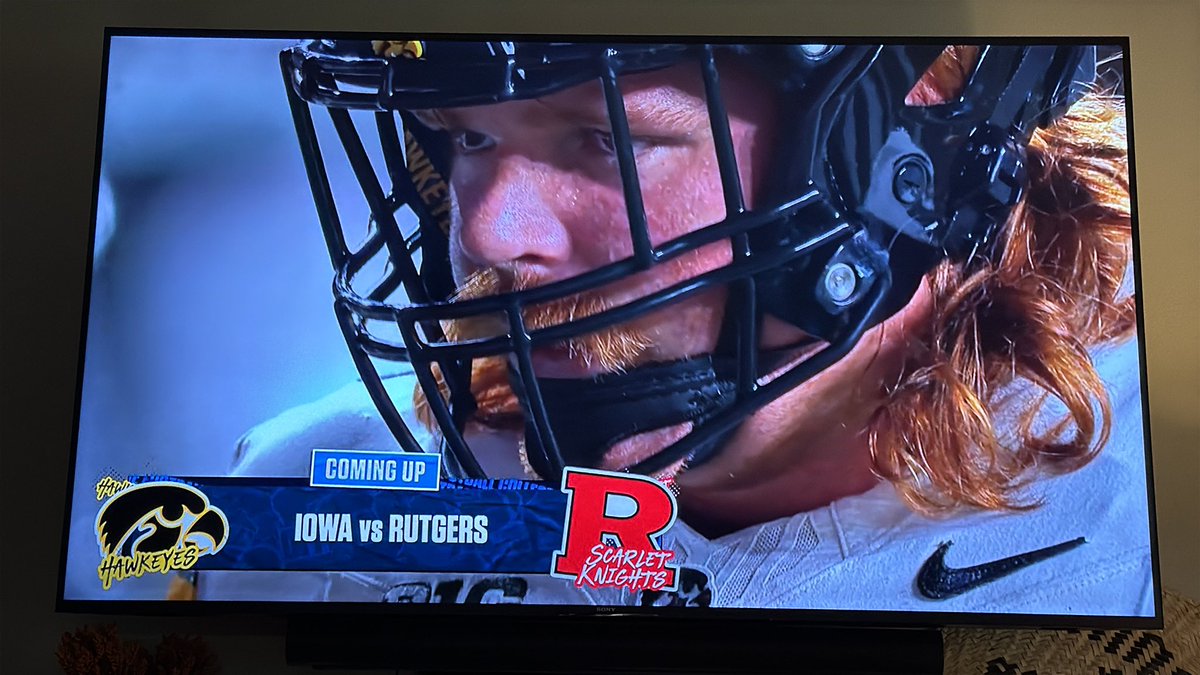 Oh yeah I don’t even know who this but he looks like he dips long cut Copenhagen and that’s the typa dudes I’ll put American currency on. Iowa ML.