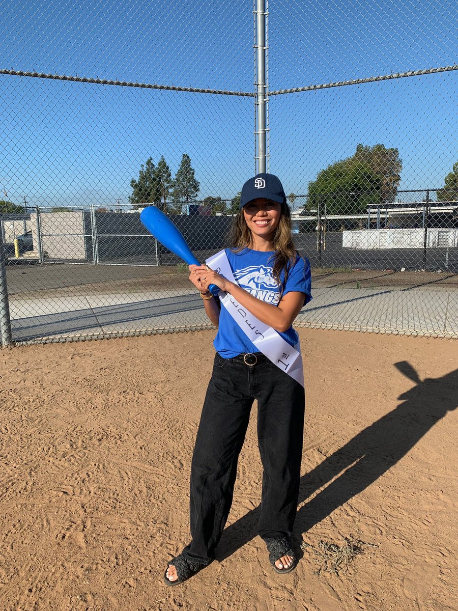 Sarah Wright tweet media