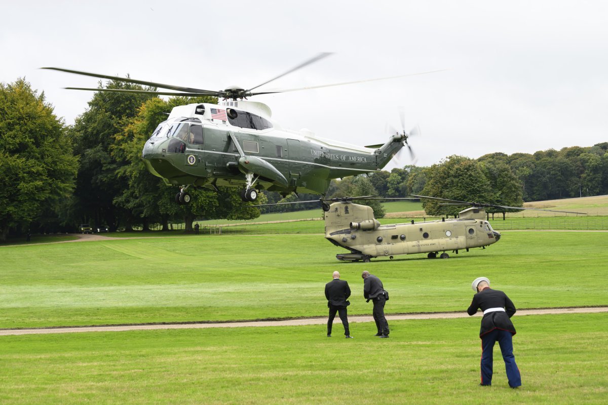 Alien_Innovate's tweet photo. Two impacts on Trump's trip: a near-collision with the Spirit and a hydraulic failure on Marine One. It wasn't a coincidence; it was negligence. Aging helicopters, improper maintenance and servicing, distracted pilots, weak Secret Service. @realDonaldTrump
@SecretService https://t.co/pqmydDK56Q
