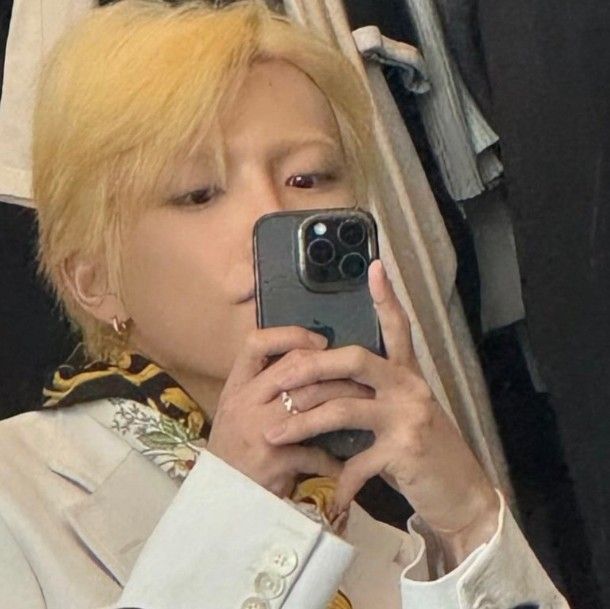 Boa noite pessoal! Reorganizei totalmente o meu quarto e minha cabeça está funcionando novamente!