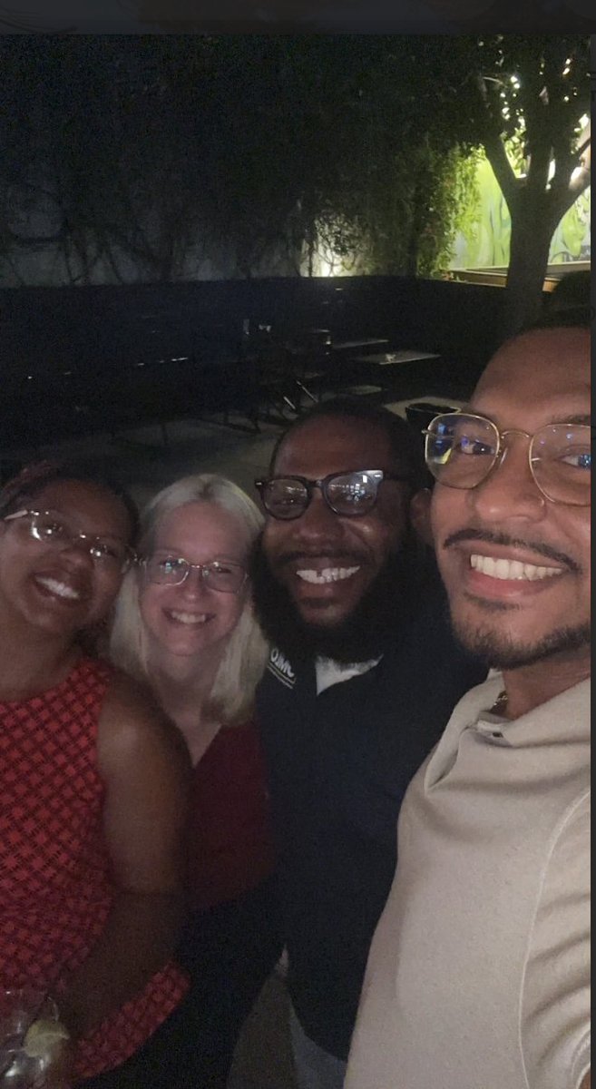 attorneyprod's tweet photo. Valuable connections and meaningful conversations are the foundation of growth. Grateful for the opportunity to engage with such talented professionals and look forward to the opportunities ahead.
#growth #lawyer #attorney #familylaw #civillaw #connect https://t.co/lfbCBuVlyu