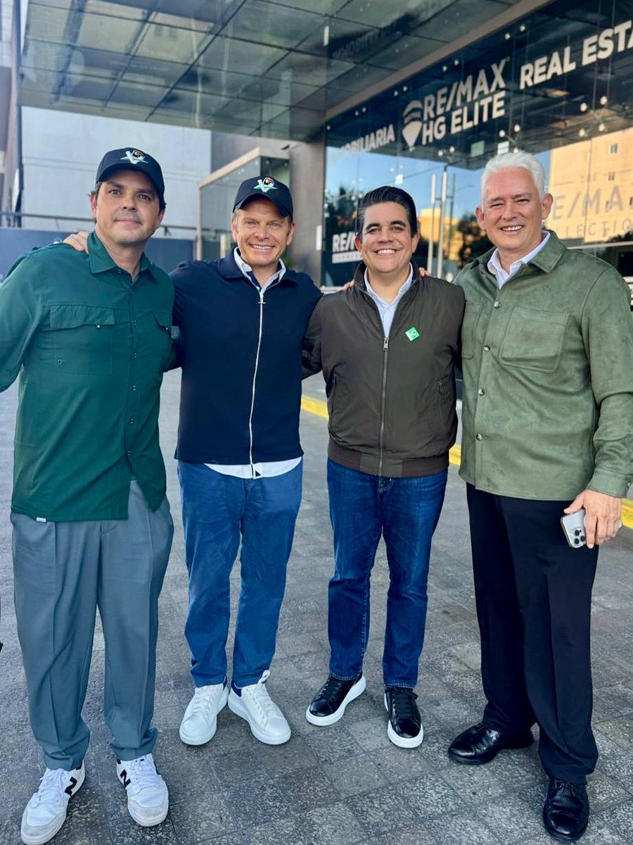 💪🟢 Acompañando a mi líder y amigo Arturo Escobar de gira por Baja California, junto a mis amigos Fausto Gallardo y Jorge Ramos.

En el #Verde seguimos construyendo en equipo, sumando esfuerzos y trabajando por todo #México 🇲🇽. 

#SomosVerdes ✅🙌