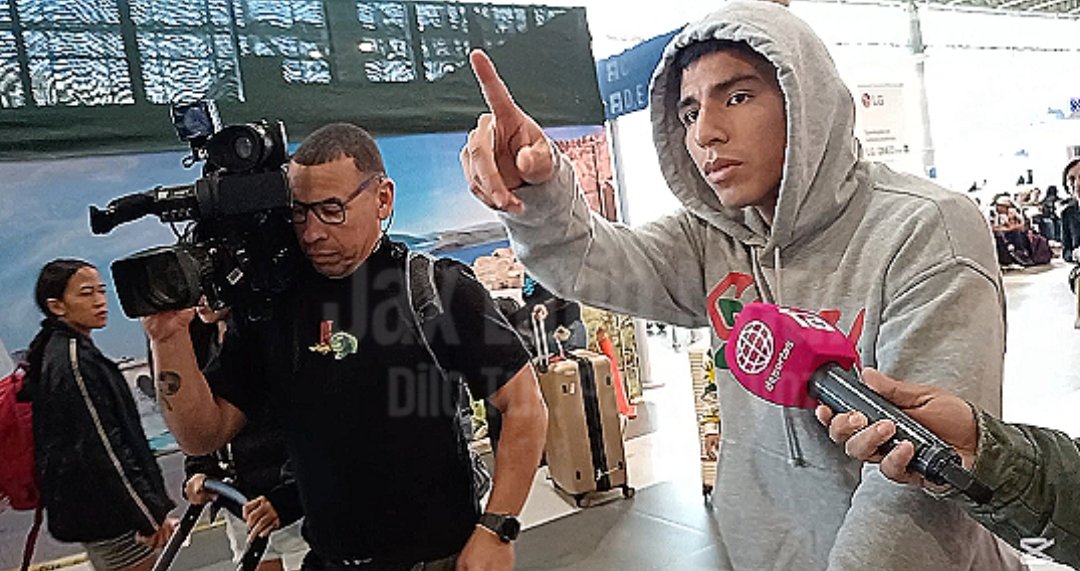 🇵🇪 El futbolista peruano Piero Quispe, llegó al aeropuerto internacional Jorge Chávez para viajar a Australia y sumarse a su nuevo equipo Sydney FC.

📸 <a href="/raulchavezpa/">Raúl Chávez</a>