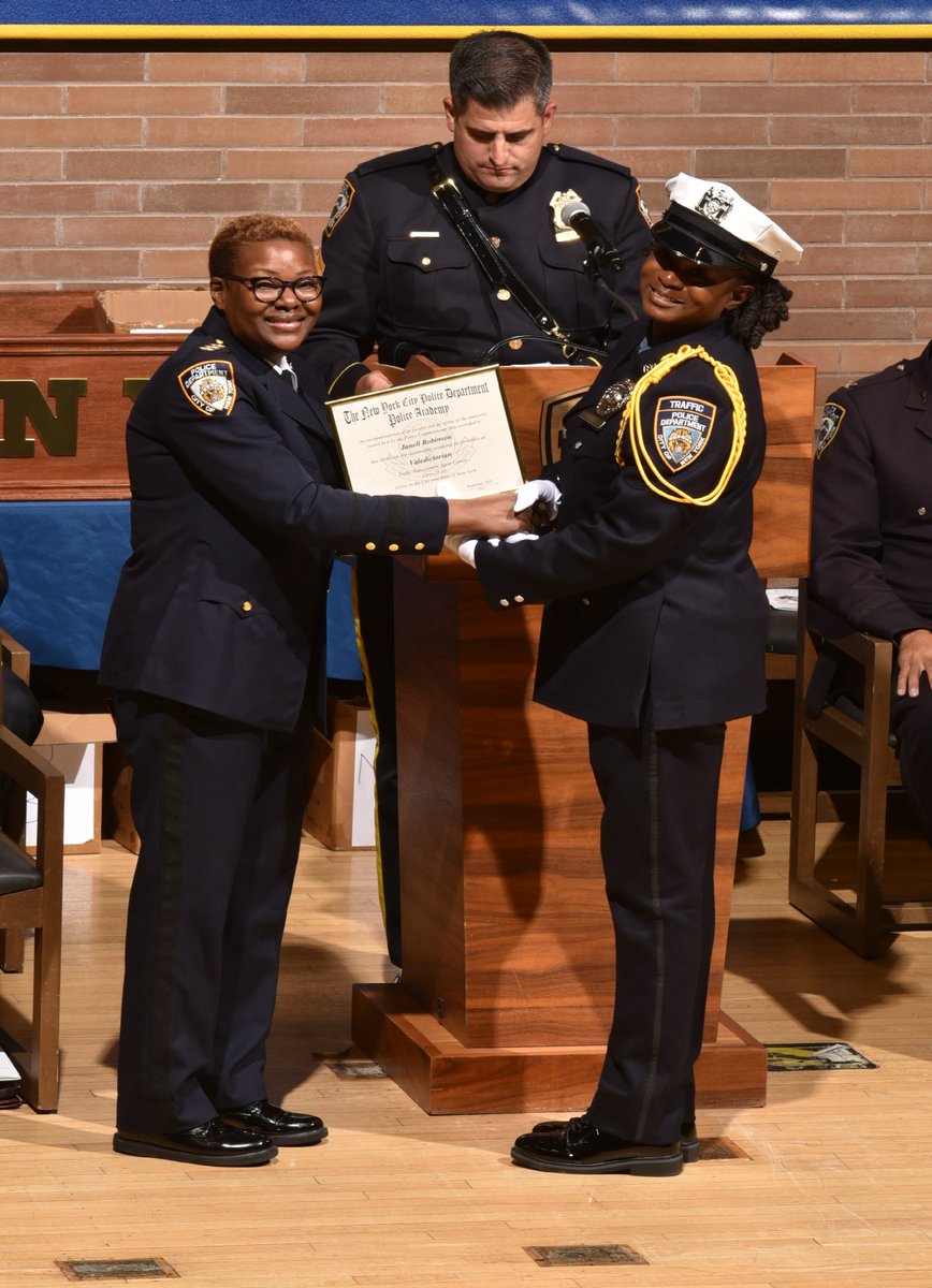 NYPDTransport's tweet photo. Today, we're proud to welcome 151 new Traffic Enforcement Agents who graduated from the Academy after 14 weeks of dedicated training. 🚦👮‍♀️👮‍♂️

A special congratulations to TEA Janell Robinson, who earned the highest overall average in her class!

See you all out there! https://t.co/IpPVKMCXOd