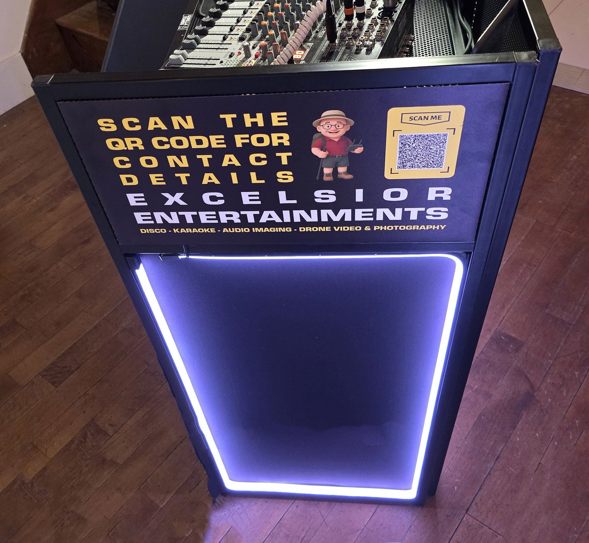 excel_ents's tweet image. The magnetic signs are now attached to the DJ booth &amp;amp; the QR Code is working perfectly. 

Always Hire A Professional. 

#weddingdj #weddingdjservice #mobiledisco #mobiledj #disco #karaokenight

#barnsleyisbrill