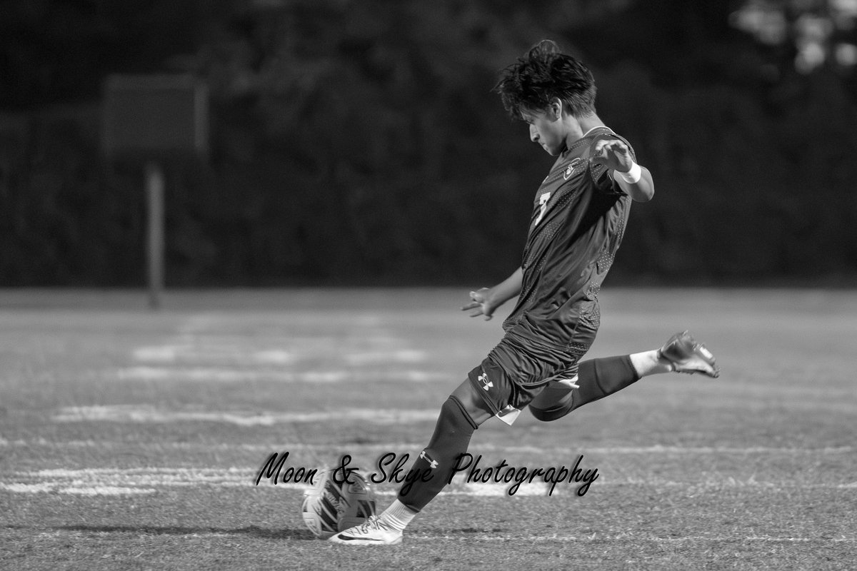 MoonSkyePhoto's tweet photo. At Millbrook HS the Varsity Boys soccer team played Rolesville
@soccer_mhs

https://t.co/bAG4Qt6A4p
https://t.co/YXVRIEW2K0 https://t.co/US0OfyuFVv