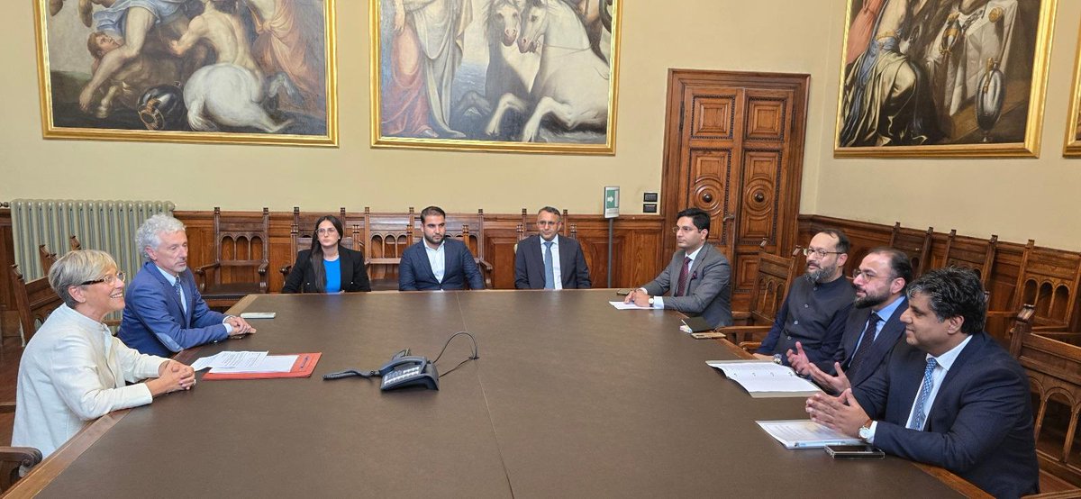 The Minister of Overseas Pakistanis Hon. Ch Salik Hussain met with the Ms Laura Castelleti, Mayor of the city of Brescia on 18 Sept 2025