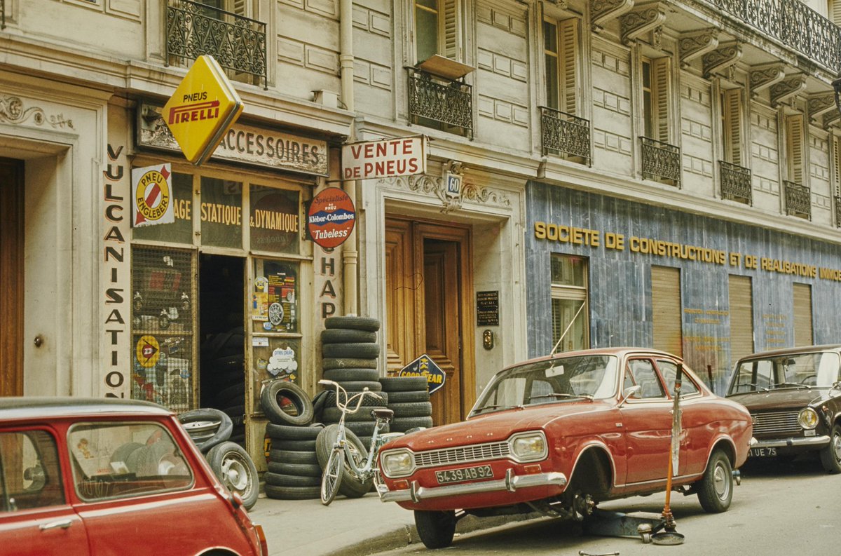 YannRobichon's tweet photo. Happy #FordFriday / #FridayFord!...
Ford Escort (Paris, 1970).
#Auto #Automobile #Automobiles #Autos #Car #CarHistory #Cars #CarsHistory #ClassicCar #ClassicCars #FordEscort #France #Photo #Photographie #Photography #RetroCar #RetroCars #VintageCar #VintageCars https://t.co/1cWpQqzqFG