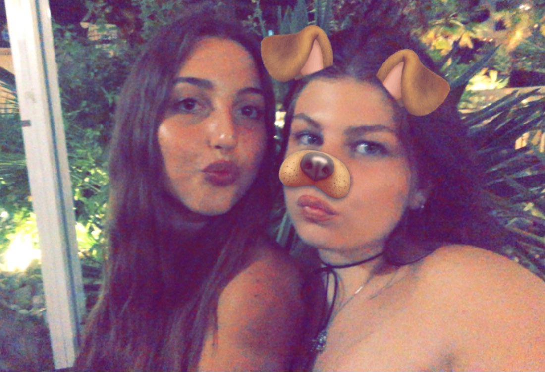 paarpool's tweet photo. mi manchiiiii torna, mi sento sola ti pago biglietto di ritorno, sei troppo topina in sta foto, questi sono i giorni più duri dove mi rendo conto che non è uno scherzo #disperata #topina #alone #deutsche https://t.co/6zUfPOSfcT