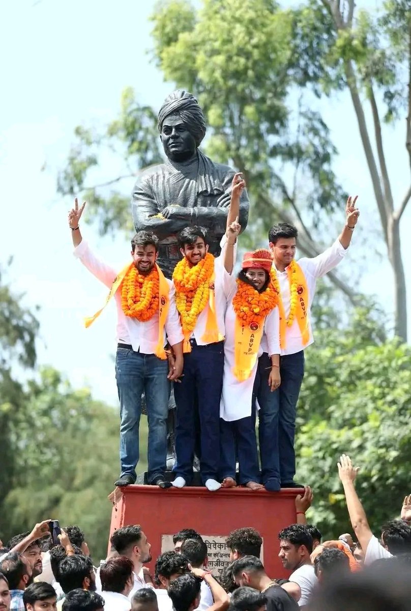 RitikKeshari_'s tweet photo. दिल्ली विश्वविद्यालय छात्रसंघ चुनाव में अखिल भारतीय विद्यार्थी परिषद  (#ABVP) की प्रचंड जीत पर परिषद के सभी कार्यकर्ताओं और समर्थक को बधाई एवं शुभकामनाएं ।
परिषद 🚩 

#ABVP #ABVP4DUSU #ABVPWins #ABVPWinsDUSU #DUSU2025 #DUSUresult2025 https://t.co/Pcq12DsQ67