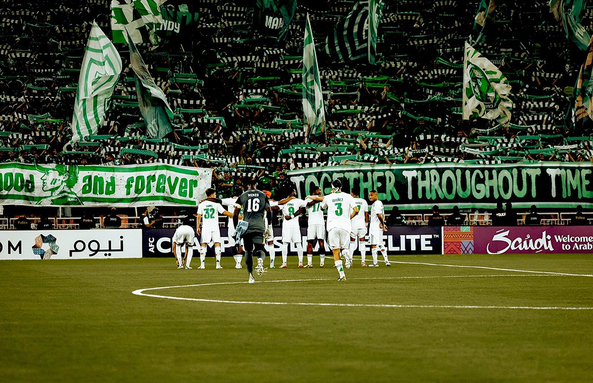 🚨 إلى كل من ينتظر "خسارة" #الأهلي 🚨

زيد الصبر زيادة، وموعدنا النهائي القاري 💚